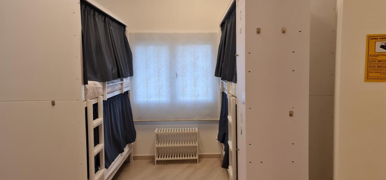 סנטיאגו דה קומפוסטלה Albergue Sixtos No Caminho מראה חיצוני תמונה