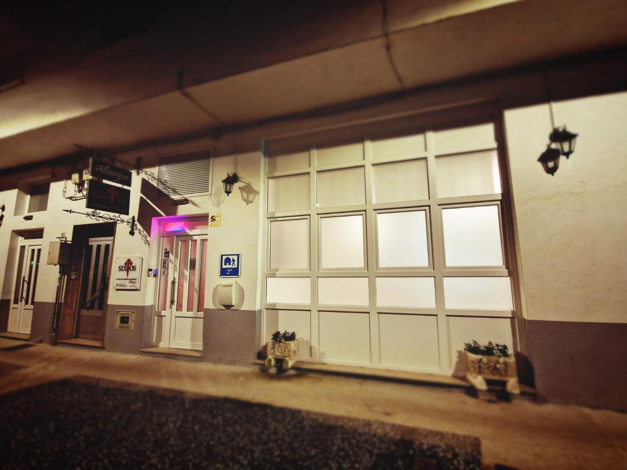 סנטיאגו דה קומפוסטלה Albergue Sixtos No Caminho מראה חיצוני תמונה