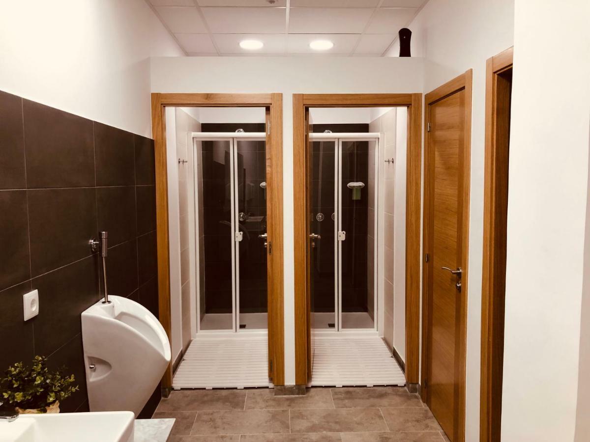 סנטיאגו דה קומפוסטלה Albergue Sixtos No Caminho מראה חיצוני תמונה