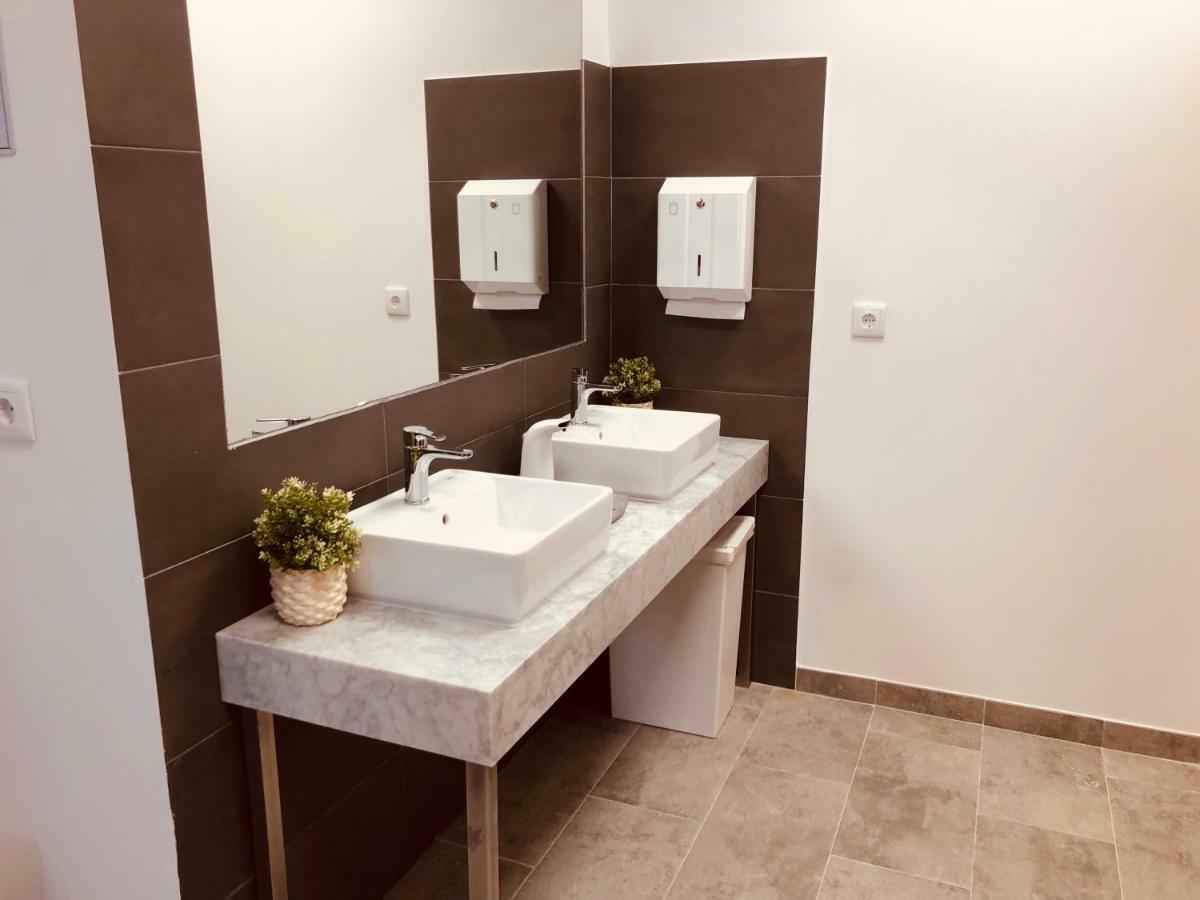סנטיאגו דה קומפוסטלה Albergue Sixtos No Caminho מראה חיצוני תמונה